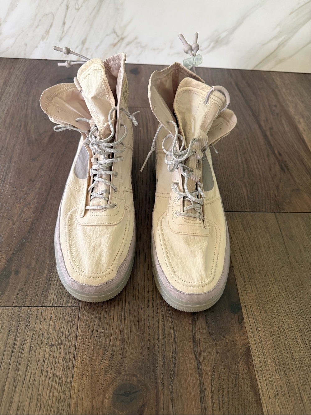 Nike AF1 1982 Beige High-Top Lace-Up Sneakers